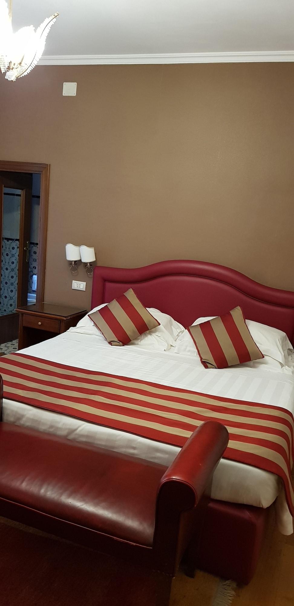 Hotel Piazza Di Spagna Roma Esterno foto