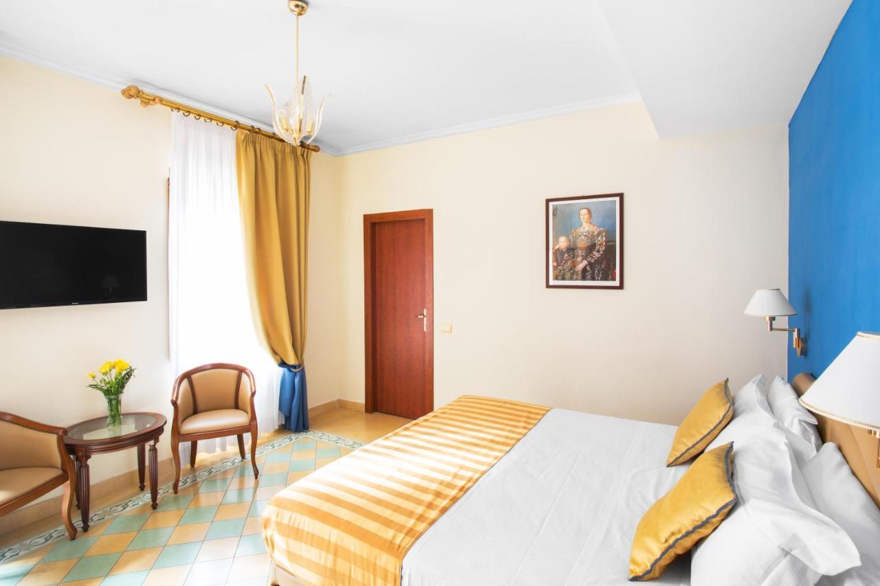 Hotel Piazza Di Spagna Roma Esterno foto